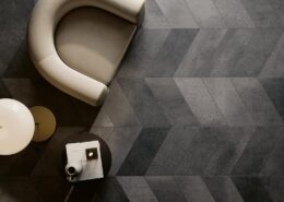 Ceramiche-Coem_English-Stone_Anthracyte-Chevron_piastrelle-effetto-pietra